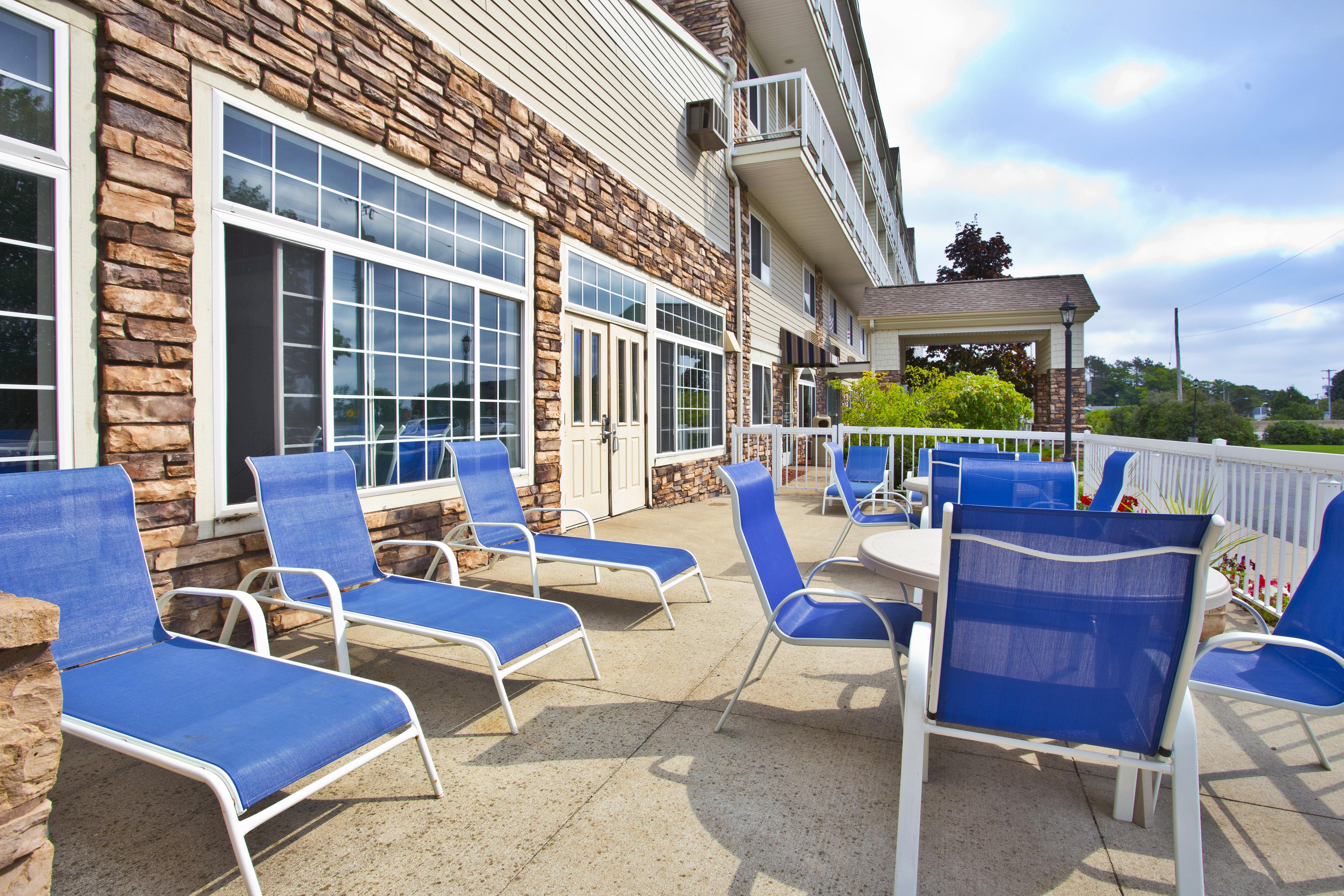 Holiday Inn Express Mackinaw City, An Ihg Hotel Exterior photo