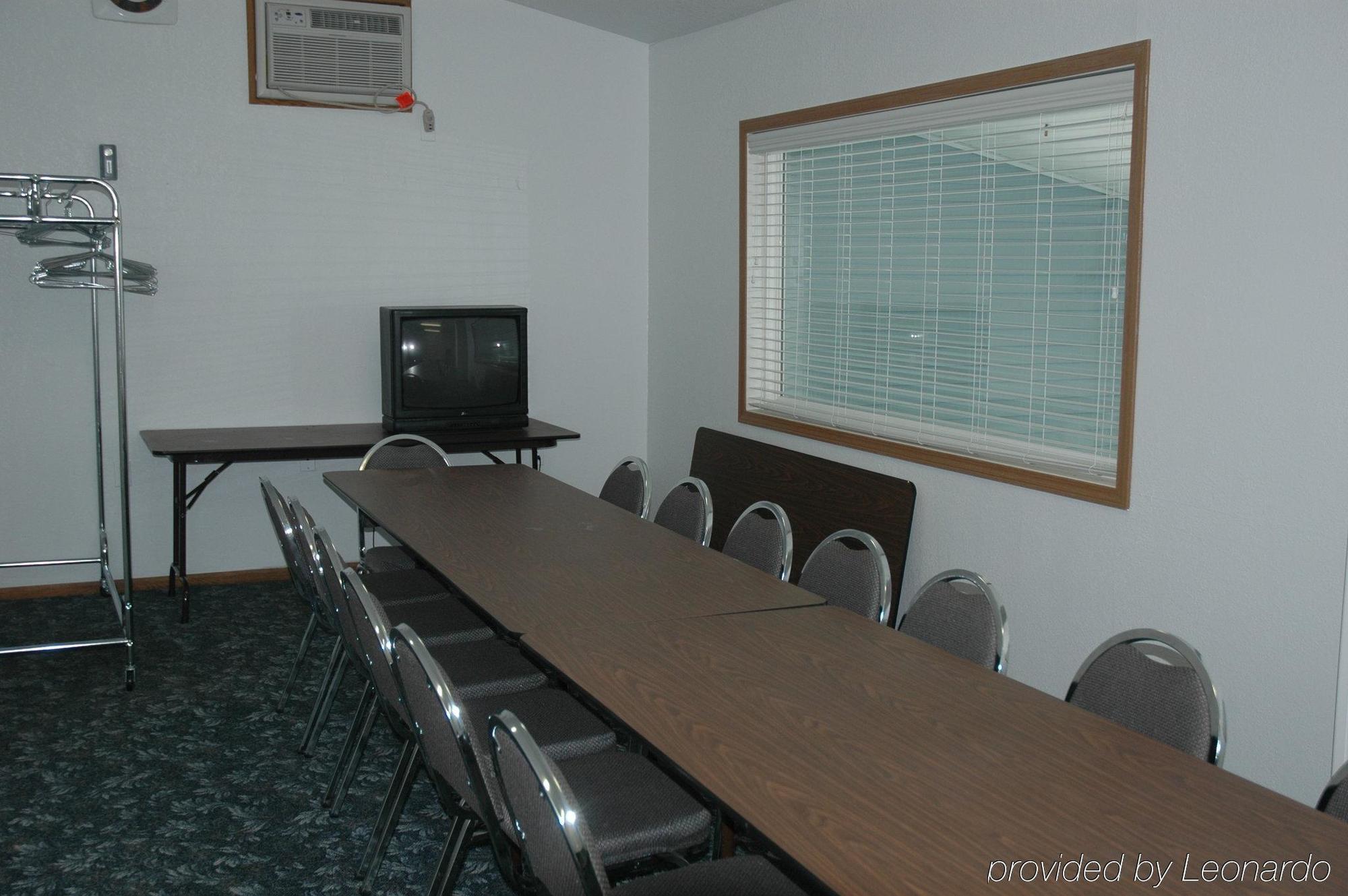 Holiday Inn Express Mackinaw City, An Ihg Hotel Facilities photo